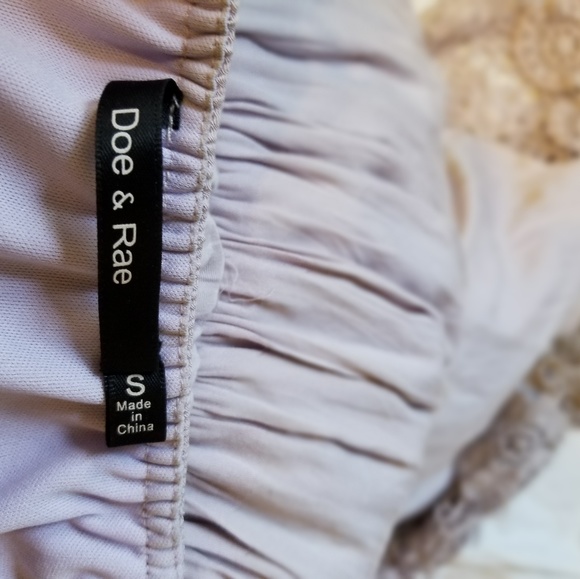 Floor length light purple lace gown - Picture 6 of 7